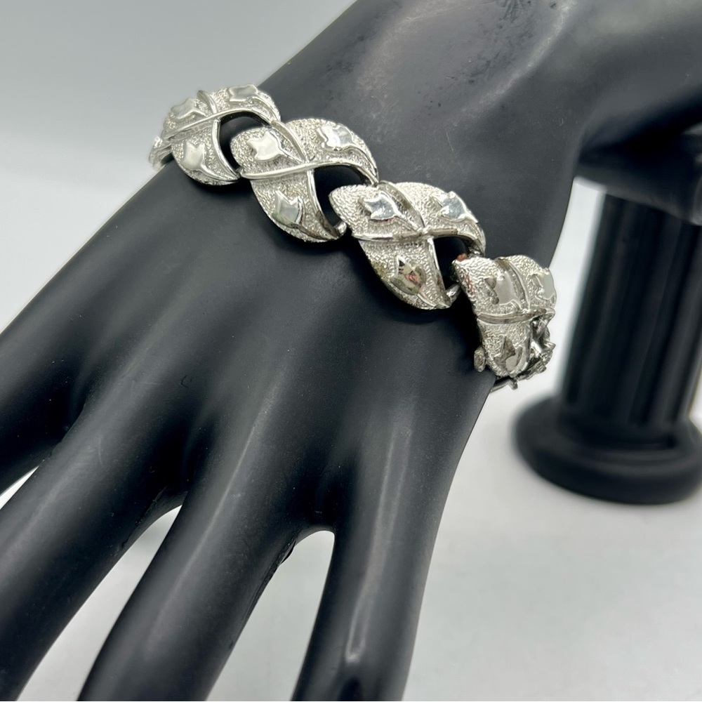 Vintage CORO silver tone link bracelet 7” - Picture 6 of 10
